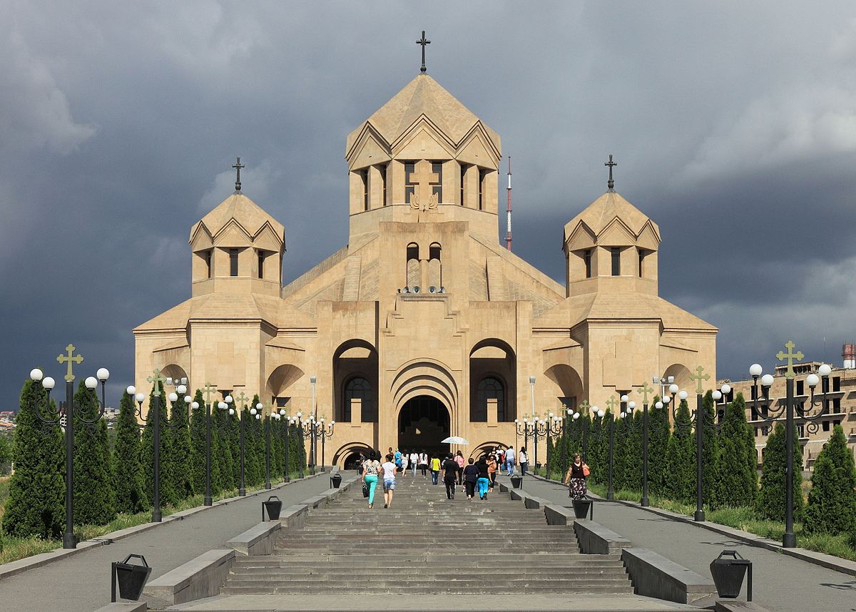 главная церковь в армении