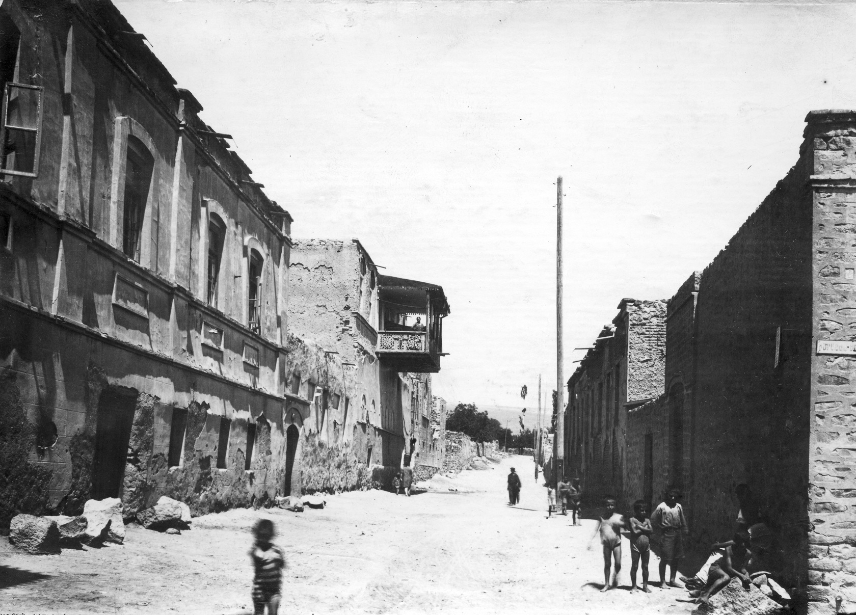 Фото старого еревана. Ереван 1918. Старый Ереван Армения. Ереван старый город. Старый Ереван 1950-е.