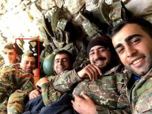 Աշոտ Փաշինյանը զինակից ընկերների հետ է | 24news